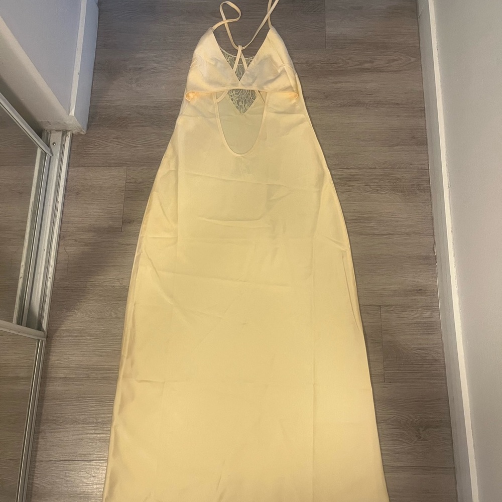 Elegant yellow Maxi Dress